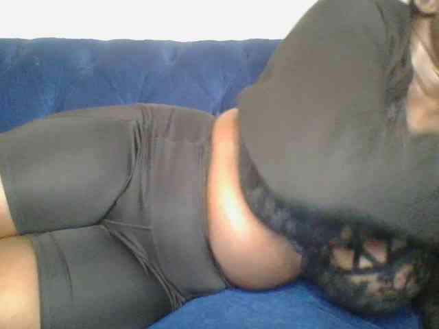 Horny-vyxen webcam