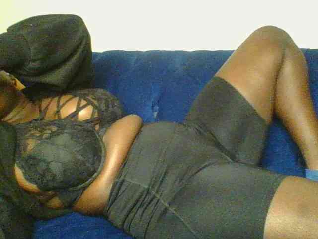 Horny-vyxen webcam