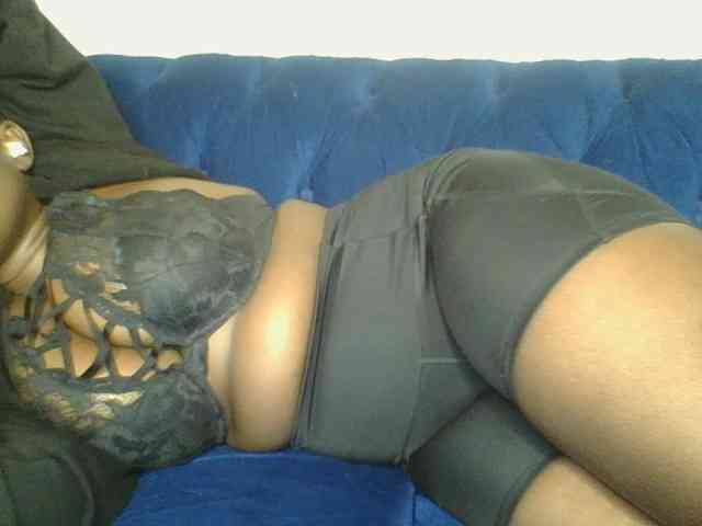 Horny-vyxen webcam