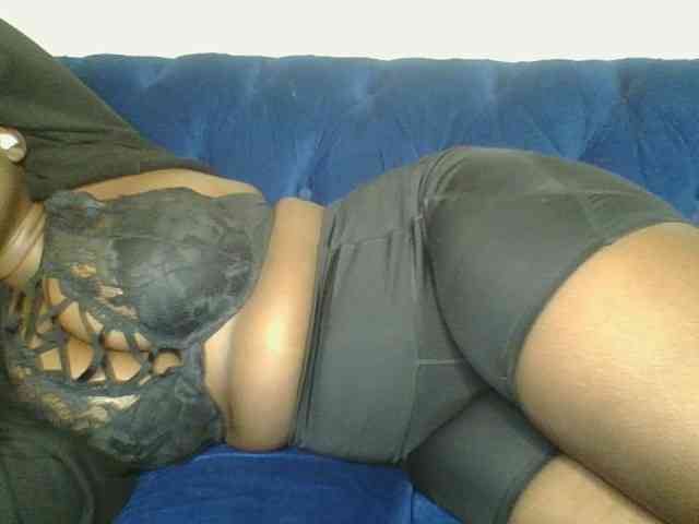 Horny-vyxen webcam