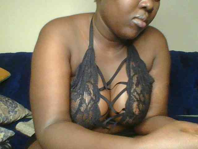 Horny-vyxen webcam