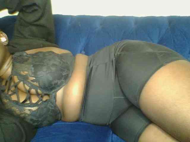 Horny-vyxen webcam
