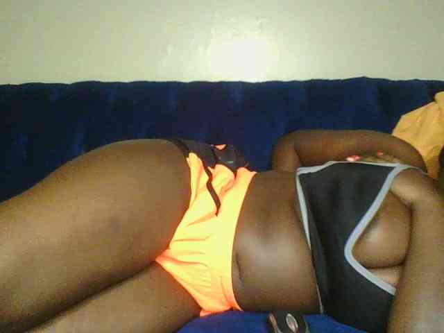 Horny-vyxen webcam