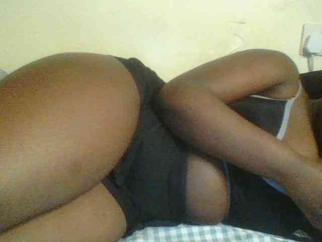 Horny-vyxen webcam
