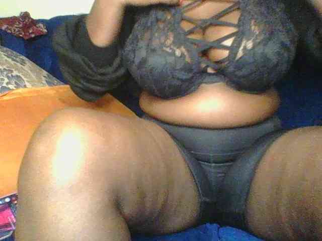 Horny-vyxen webcam