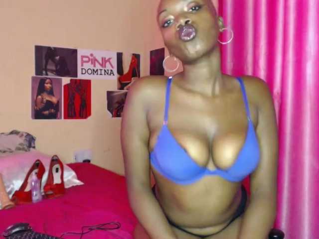 PinkDomina01's BongaCams show and profile