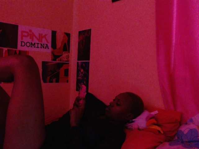 PinkDomina01's BongaCams show and profile