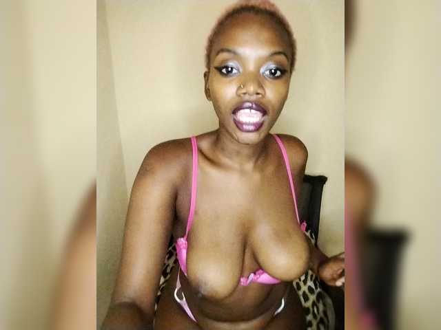 PinkDomina01 from BongaCams is Freechat