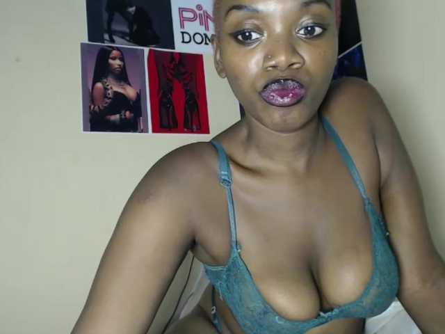 PinkDomina01's BongaCams show and profile