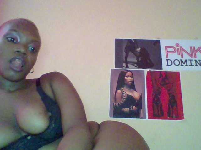PinkDomina01's BongaCams show and profile
