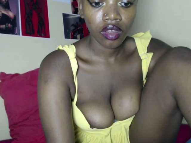 PinkDomina01's BongaCams show and profile