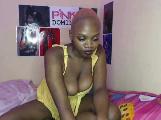 PinkDomina01's BongaCams show and profile