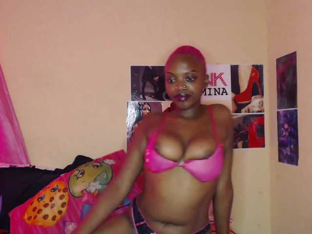 PinkDomina01's BongaCams show and profile