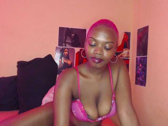 PinkDomina01's BongaCams show and profile