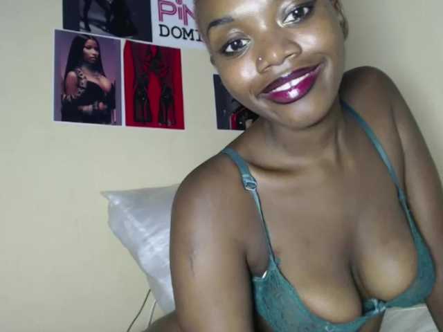 PinkDomina01's BongaCams show and profile