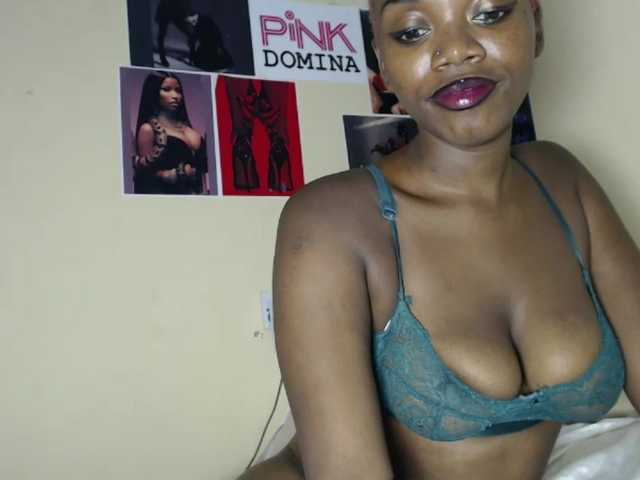 PinkDomina01's BongaCams show and profile
