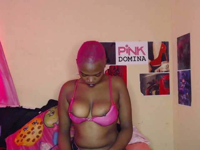 PinkDomina01's BongaCams show and profile