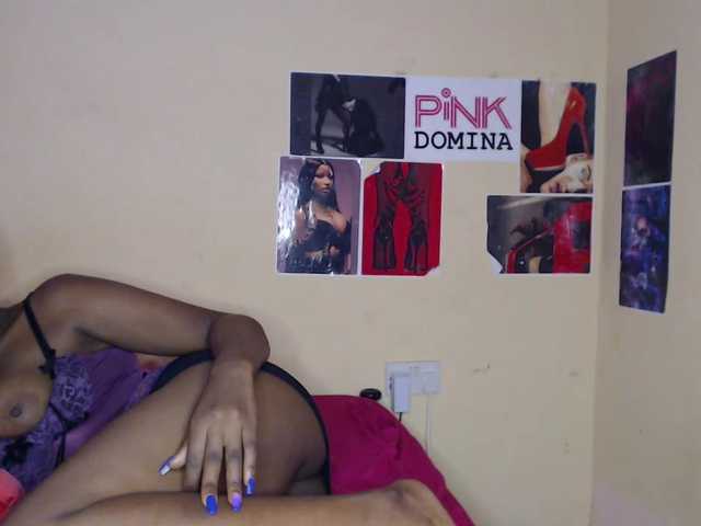 PinkDomina01's BongaCams show and profile