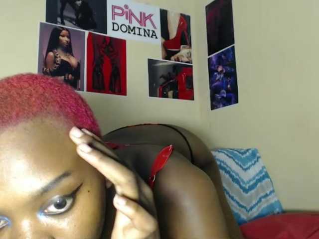 PinkDomina01 webcam