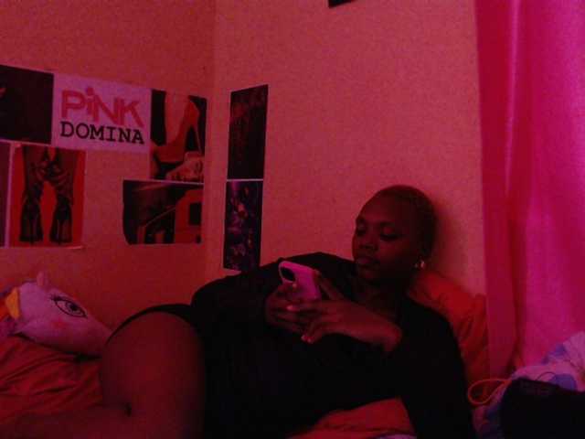 PinkDomina01's BongaCams show and profile