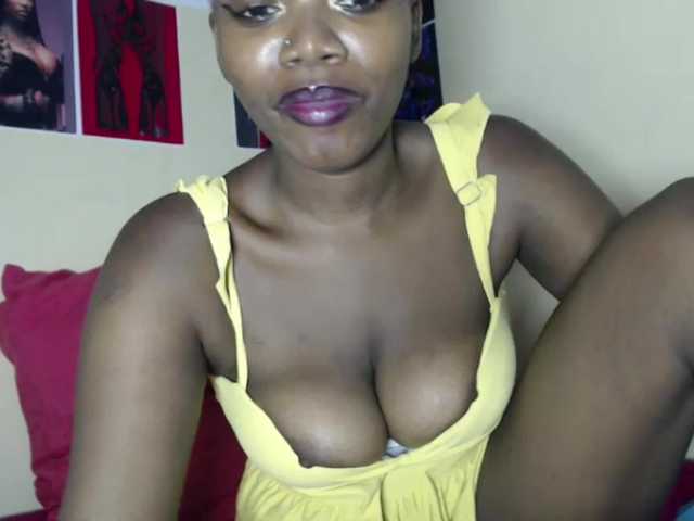 PinkDomina01's BongaCams show and profile