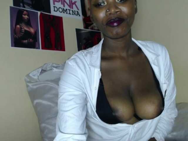 PinkDomina01's BongaCams show and profile