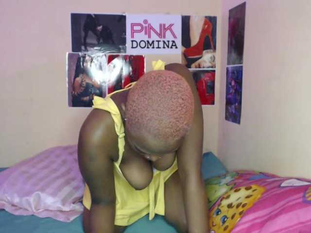 PinkDomina01 live cam