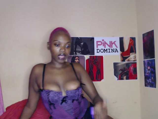 PinkDomina01's BongaCams show and profile