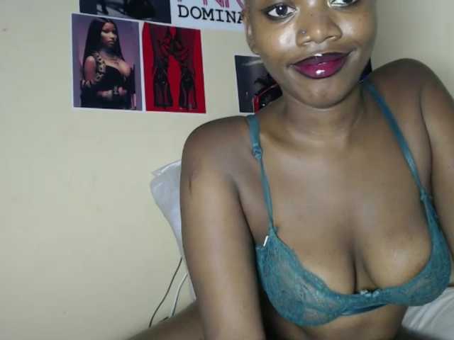 PinkDomina01's BongaCams show and profile