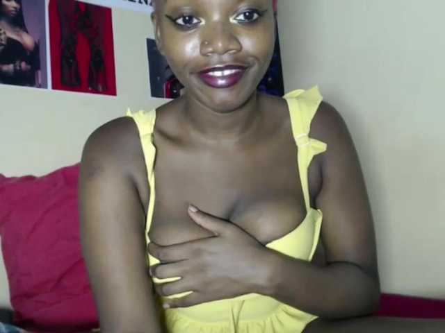 PinkDomina01 live cam profile