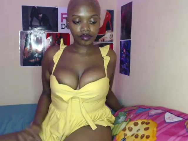 PinkDomina01's BongaCams show and profile