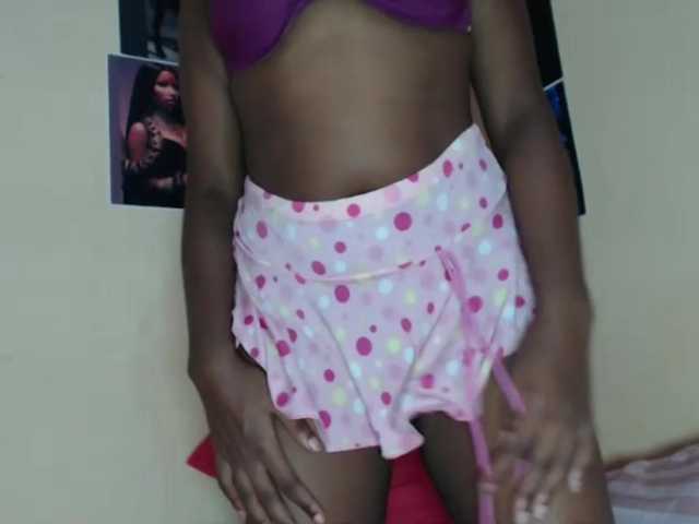 PinkDomina01's BongaCams show and profile