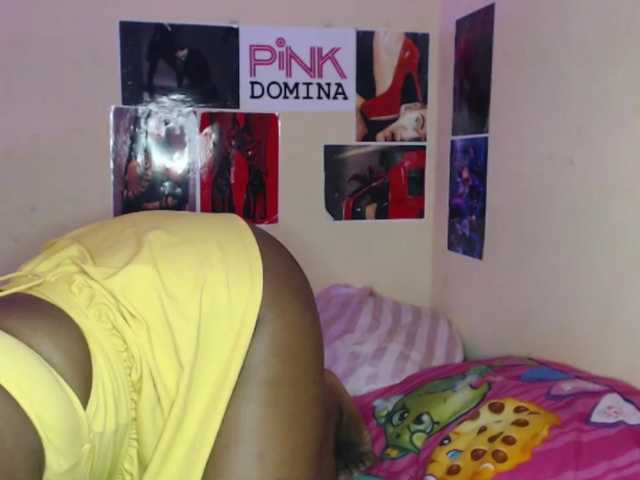 PinkDomina01 live cam profile