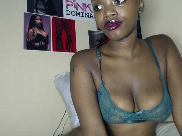 PinkDomina01's BongaCams show and profile