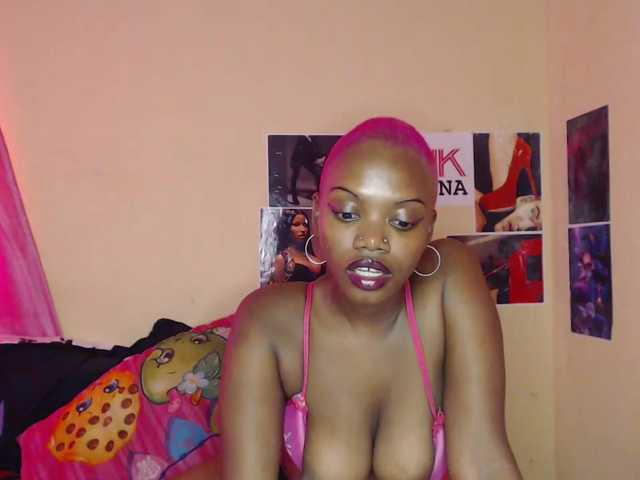 PinkDomina01's BongaCams show and profile