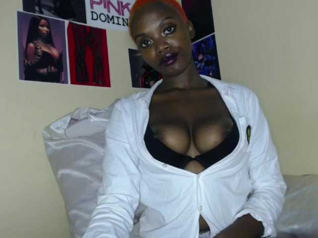 PinkDomina01's BongaCams show and profile