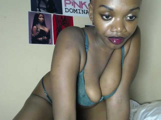 PinkDomina01's BongaCams show and profile