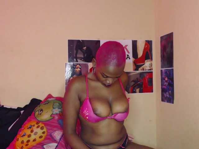 Preview of pinkdomina01