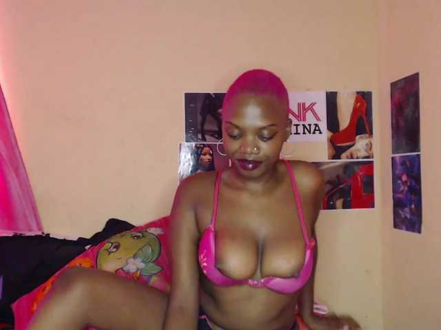 PinkDomina01's BongaCams show and profile