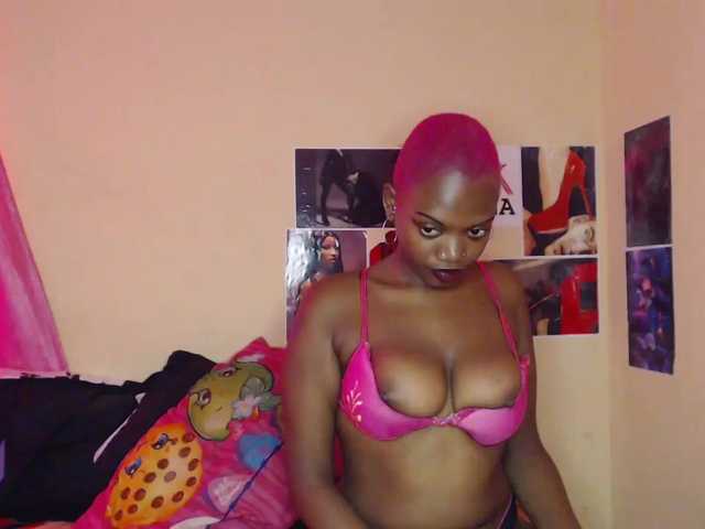 PinkDomina01's BongaCams show and profile