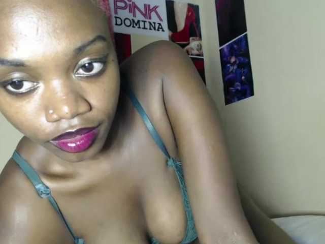 PinkDomina01's BongaCams show and profile