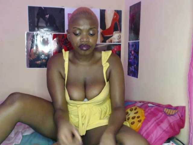 PinkDomina01's BongaCams show and profile