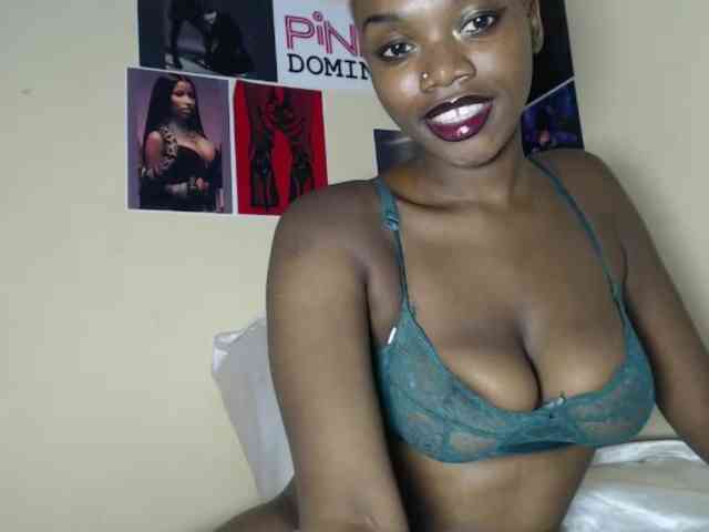 PinkDomina01 PinkDomina01