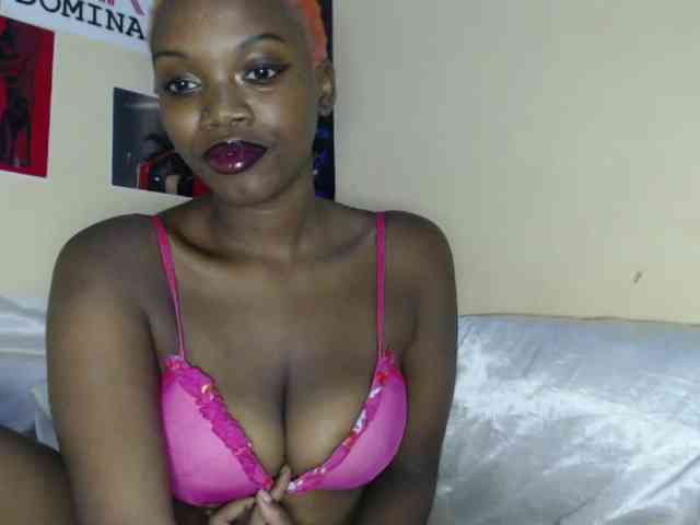 PinkDomina01 PinkDomina01