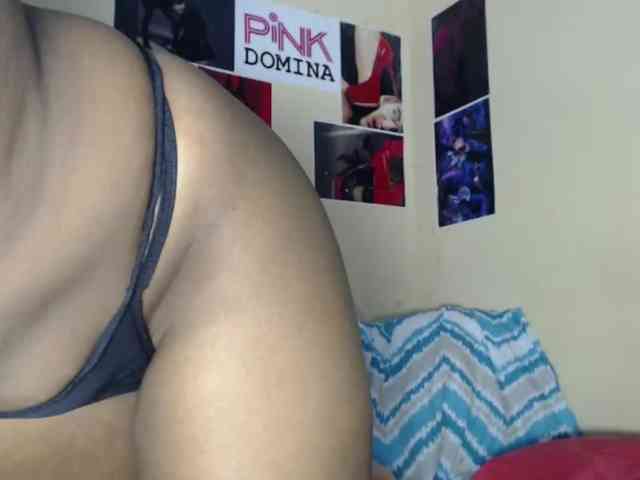 PinkDomina01 webcam