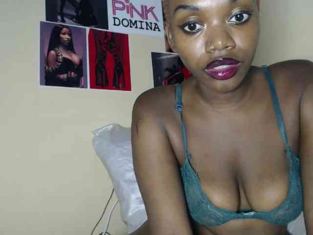 PinkDomina01 PinkDomina01