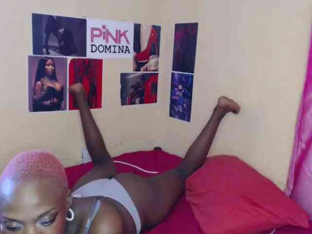 PinkDomina01 webcam