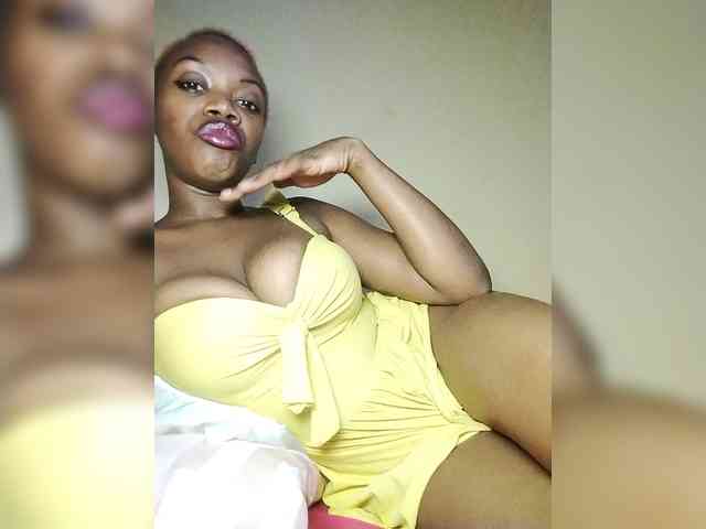 PinkDomina01 webcam