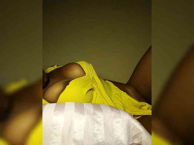 PinkDomina01 webcam