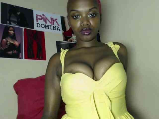 PinkDomina01